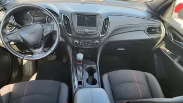 2022 Chevrolet Equinox - image 9