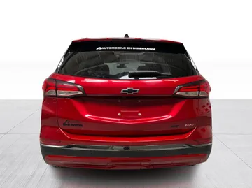 2022 Chevrolet Equinox - image 12