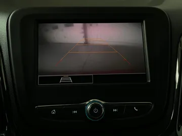 2022 Chevrolet Equinox - image 24