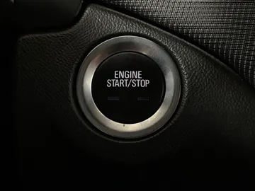 2022 Chevrolet Equinox - image 27