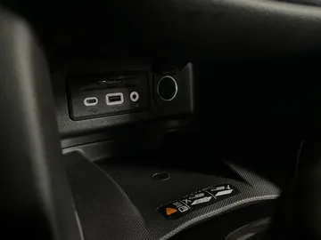 2022 Chevrolet Equinox - image 30
