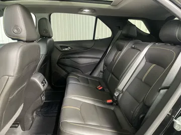 2022 Chevrolet Equinox - image 16
