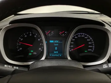 2017 Chevrolet Equinox - image 16