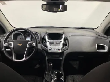 2017 Chevrolet Equinox - image 4