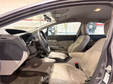 2014 Honda Civic - image 7