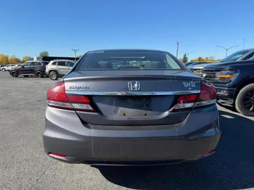 2015 Honda Civic - image 6