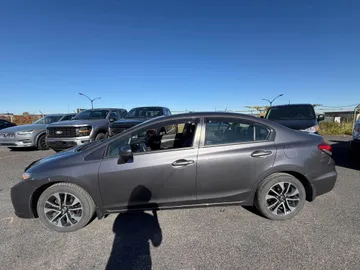 2015 Honda Civic - image 4