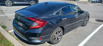 2020 Honda Civic - image 7