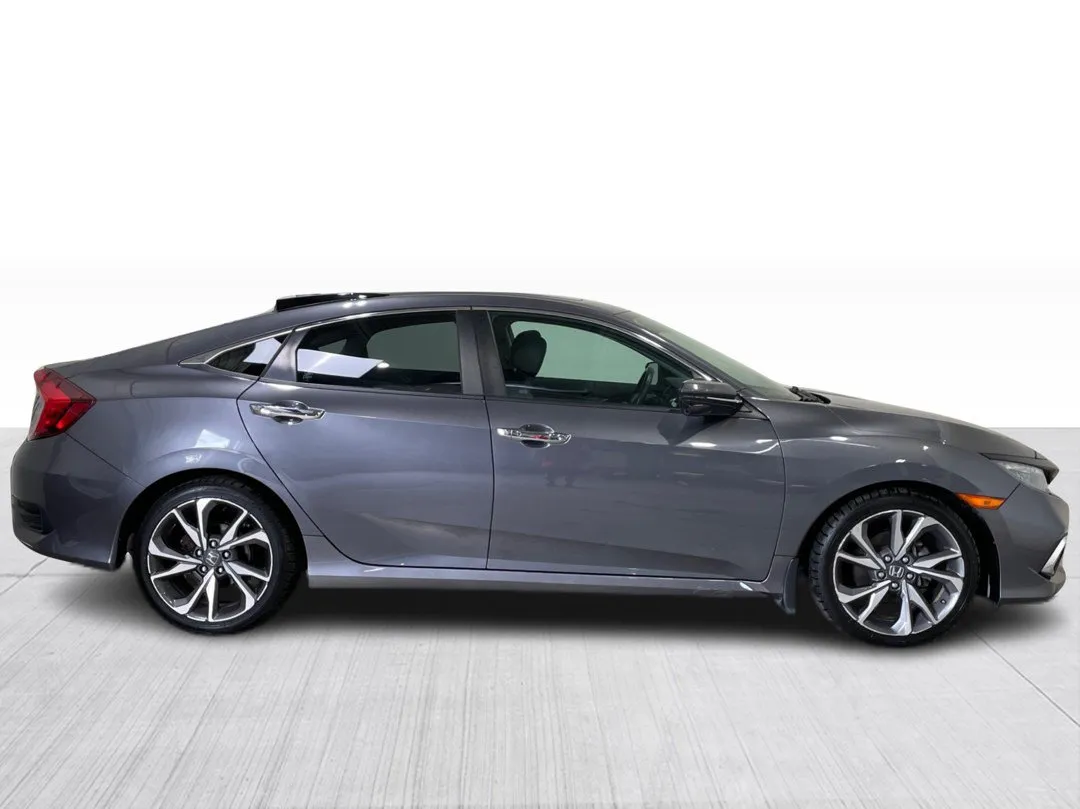 2019 Honda Civic — photo 2