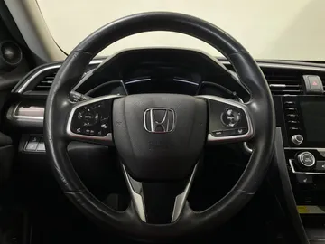 2019 Honda Civic - image 25
