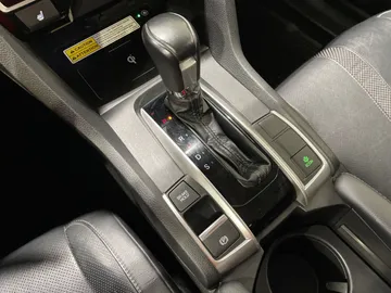 2019 Honda Civic - image 30