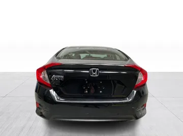 2017 Honda Civic - image 10