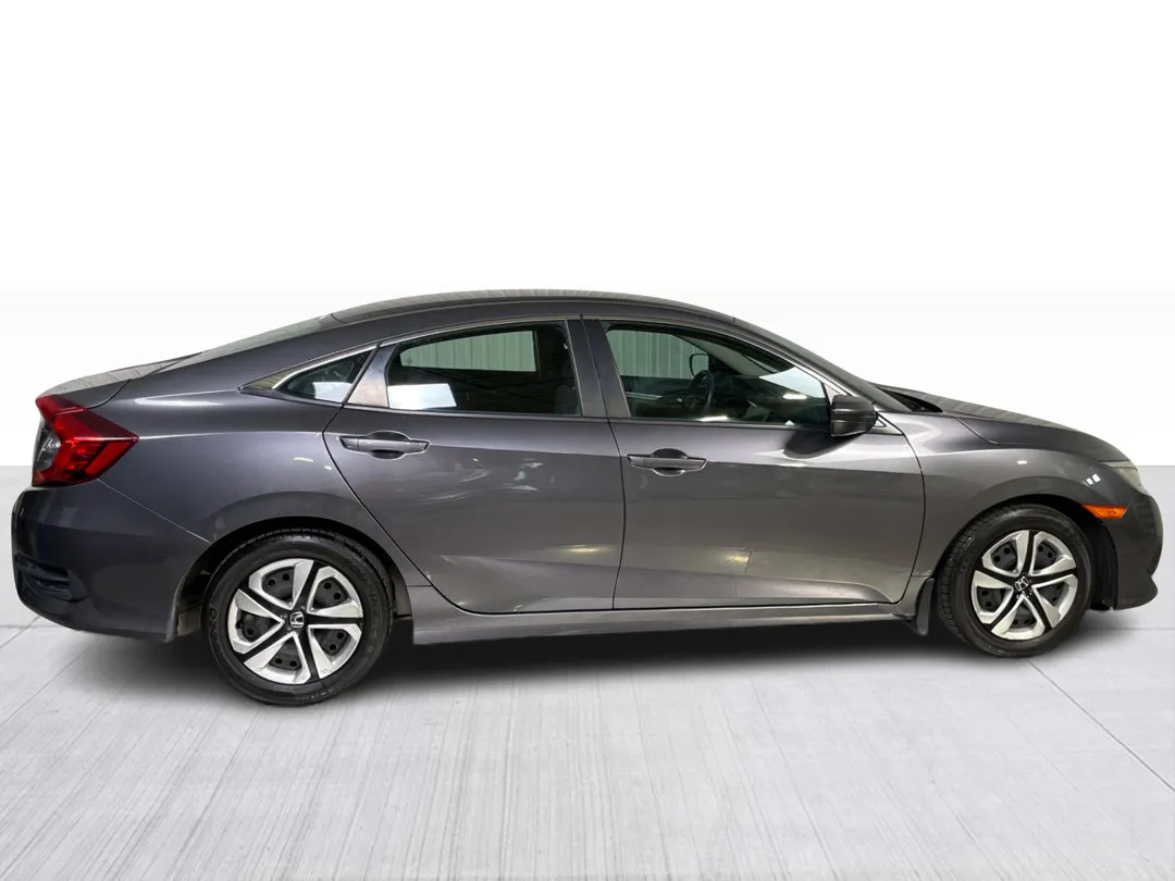 2017 Honda Civic — photo 2