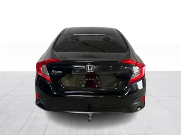 2018 Honda Civic - image 10