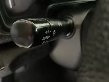 2018 Honda Civic - image 16