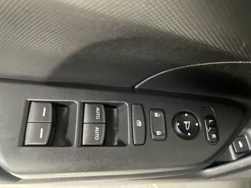 2018 Honda Civic - image 19
