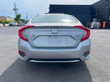 2019 Honda Civic - image 4