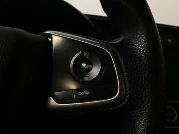 2018 Honda Civic - image 24