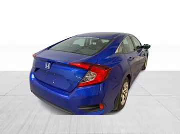 2018 Honda Civic - image 8