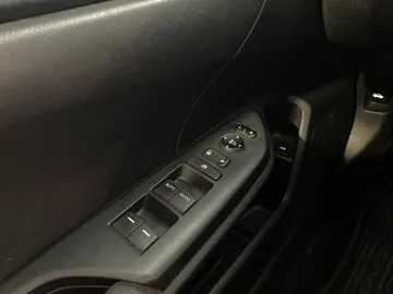 2018 Honda Civic - image 22