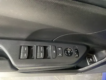 2016 Honda Civic - image 20