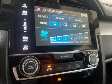 2016 Honda Civic - image 19