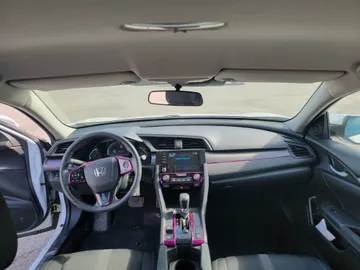 2020 Honda Civic - image 8