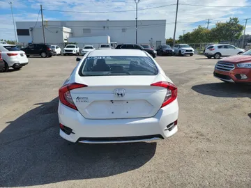 2020 Honda Civic - image 7