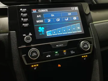 2021 Honda Civic - image 18
