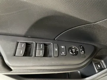 2019 Honda Civic - image 18