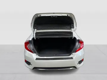 2019 Honda Civic - image 11