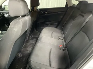 2019 Honda Civic - image 13