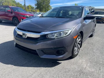 2018 Honda Civic - image 3