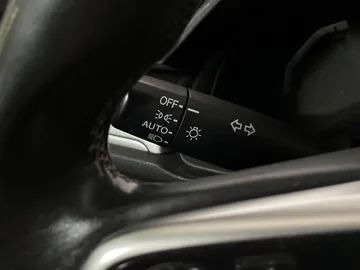 2018 Honda Civic - image 16