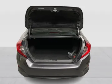 2018 Honda Civic - image 13