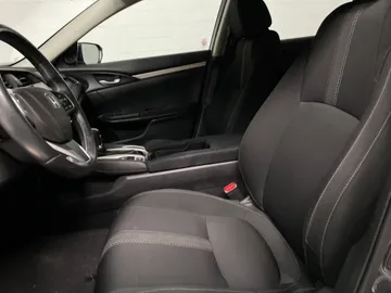 2018 Honda Civic - image 3