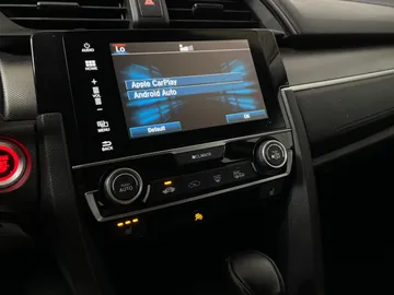 2018 Honda Civic - image 7