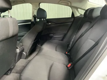 2019 Honda Civic - image 15