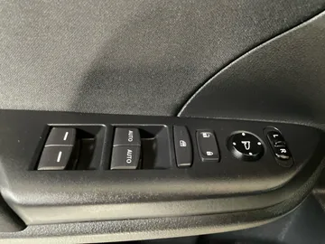 2019 Honda Civic - image 24