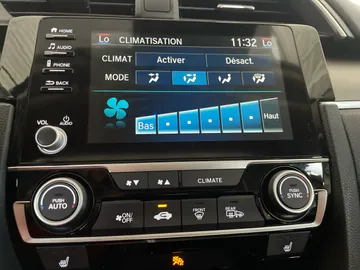 2019 Honda Civic - image 22