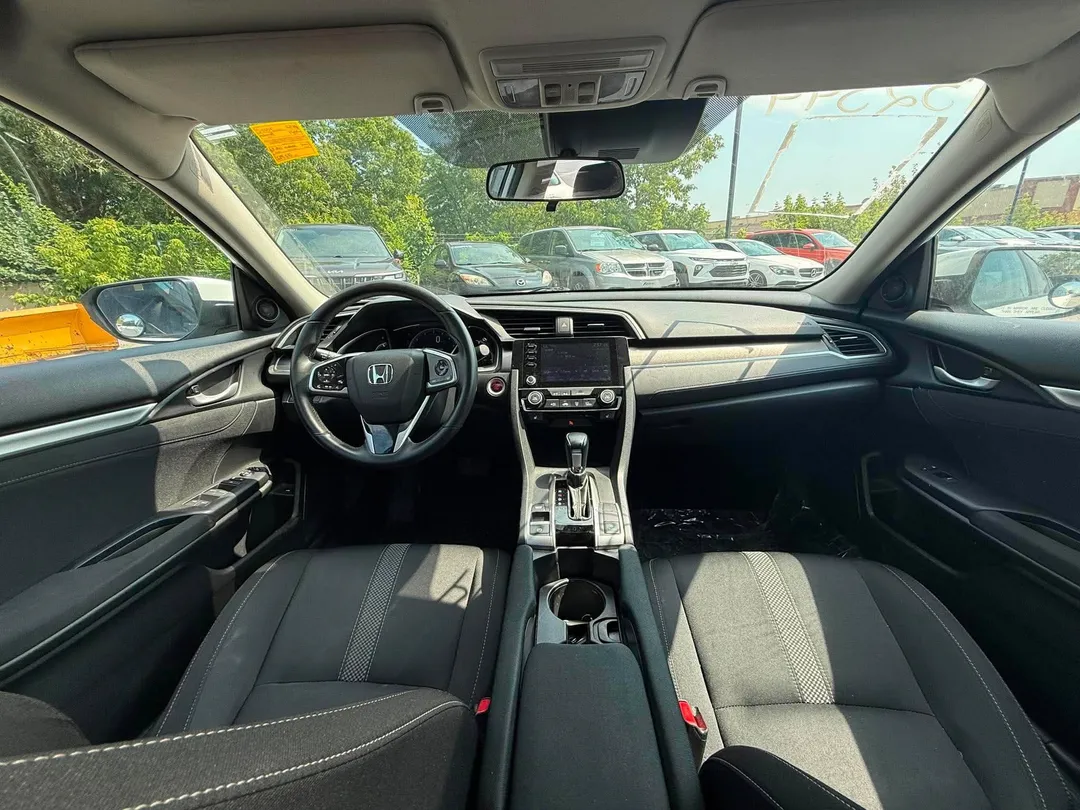 2021 Honda Civic — photo 8