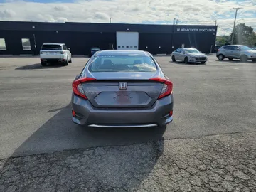 2021 Honda Civic - image 4