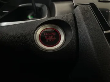 2021 Honda Civic - image 20