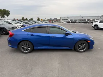 2021 Honda Civic - image 4