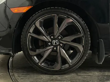 2019 Honda Civic - image 7