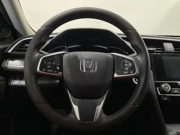 2018 Honda Civic - image 24