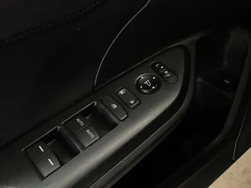 2018 Honda Civic - image 23