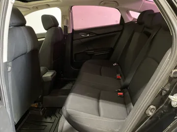 2018 Honda Civic - image 16