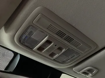 2018 Honda Civic - image 17