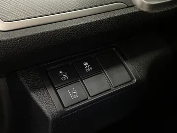 2018 Honda Civic - image 28